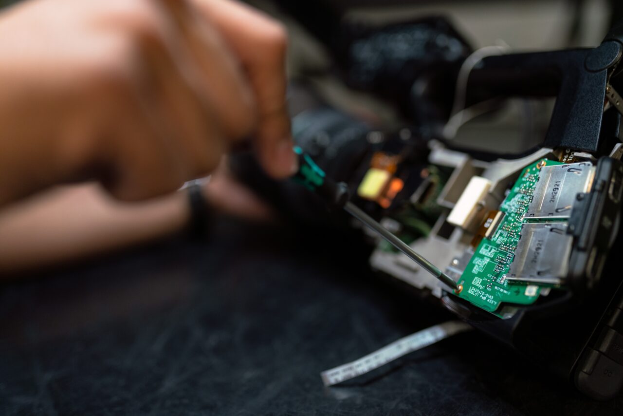 https://www.tactila.com/wp-content/uploads/2023/10/Technician-1280x854.jpg